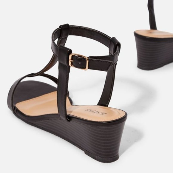 Iris T-Strap Wedge Sandals - Picture 3 of 8